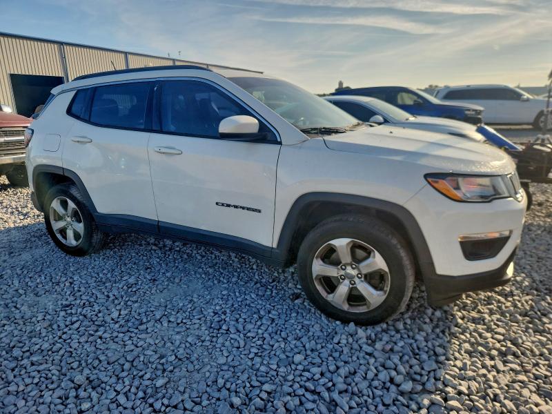 Photo 4 from auction – 2019 JEEP COMPASS LA with VIN 3C4NJDBB1KT628437