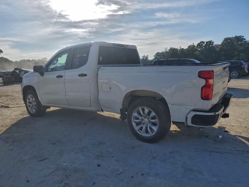 Photo 2 from auction – 2021 CHEVROLET SILVERADO with VIN 1GCRWBEK1MZ217487