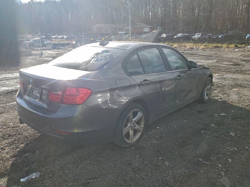 Zdjęcie 3 z aukcji – 2013 BMW 328 XI z VIN WBA3B3C57DF542924