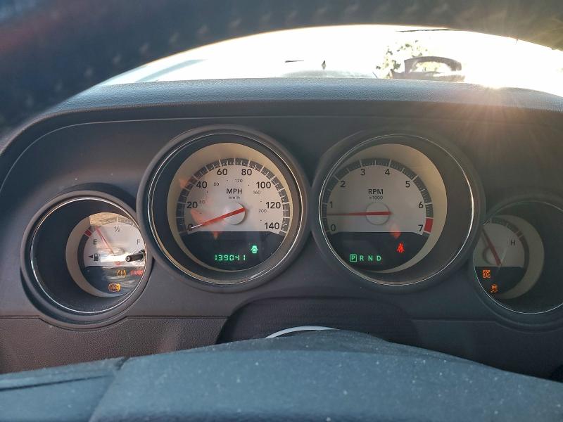 Photo 9 from auction – 2009 DODGE CHALLENGER with VIN 2B3LJ44V49H633327