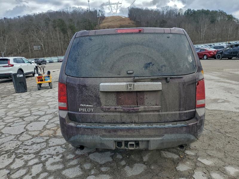 Фото 6 с аукциона – 2014 HONDA PILOT LX с VIN 5FNYF4H27EB016512