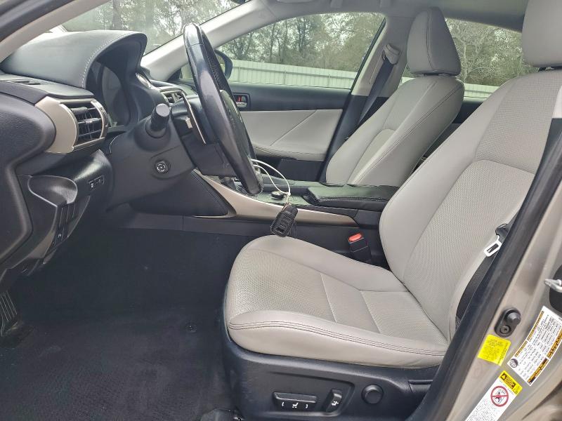 Photo 7 from auction – 2016 LEXUS IS 200T with VIN JTHBA1D20G5005508