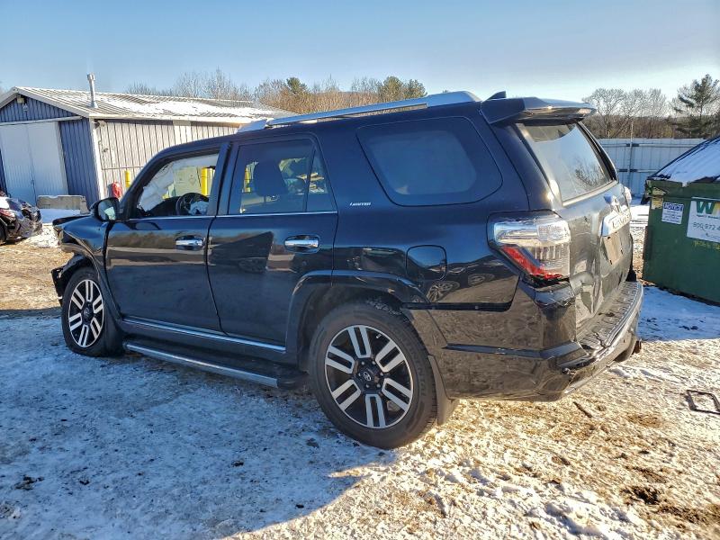 Photo 2 from auction – 2020 TOYOTA 4RUNNER SR with VIN JTEBU5JR4L5794673