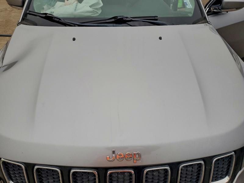 Photo 12 from auction – 2018 JEEP COMPASS with VIN 3C4NJCCB2JT358027