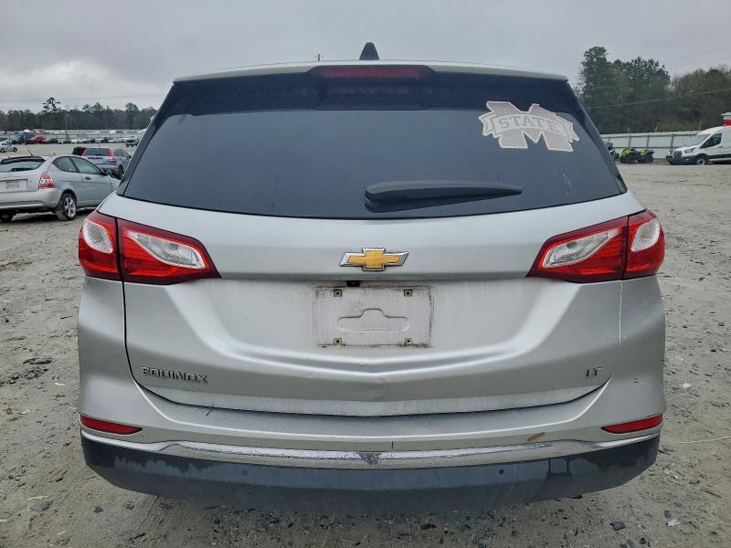 Photo 6 from auction – 2018 CHEVROLET EQUINOX LT with VIN 2GNAXJEV4J6104520