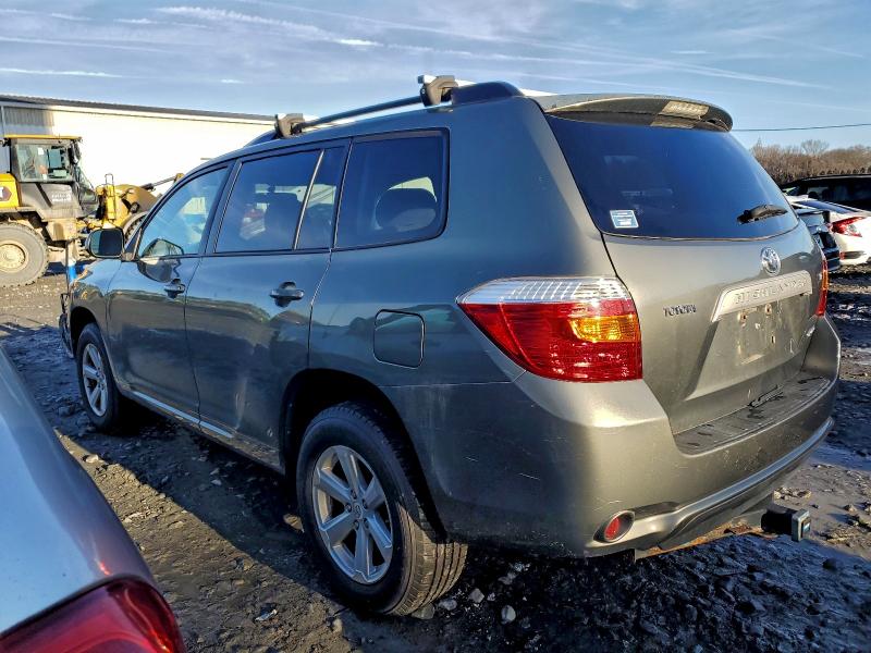 Photo 2 from auction – 2009 TOYOTA HIGHLANDER with VIN JTEES41A992147882