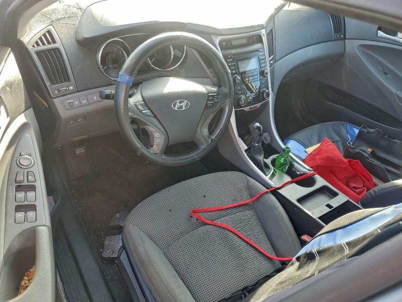 Photo 8 from auction – 2012 HYUNDAI SONATA with VIN 5NPEB4AC5CH353275