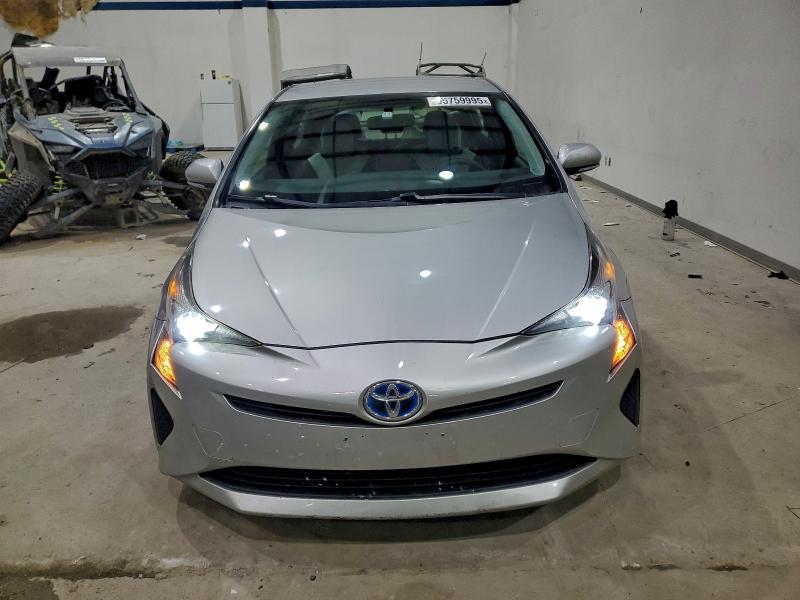 Photo 5 from auction – 2016 TOYOTA PRIUS with VIN JTDKBRFU0G3519138