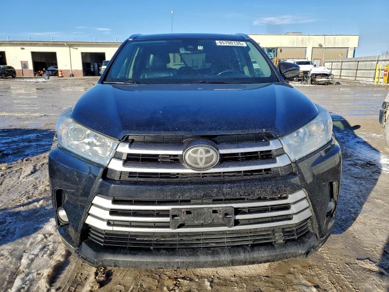 Photo 5 from auction – 2017 TOYOTA HIGHLANDER with VIN 5TDJZRFH7HS510429