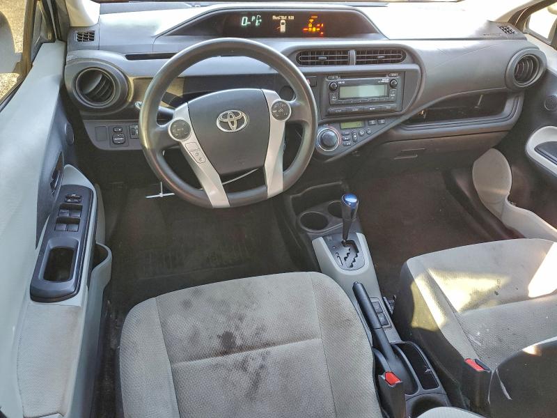 Photo 8 from auction – 2014 TOYOTA PRIUS C with VIN JTDKDTB31E1069285