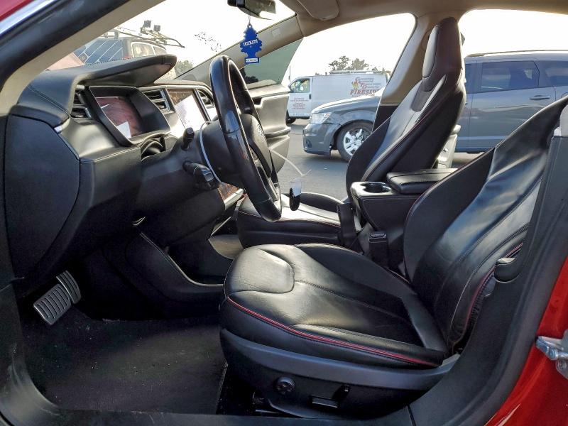 Photo 7 from auction – 2014 TESLA MODEL S with VIN 5YJSA1H1XEFP41256