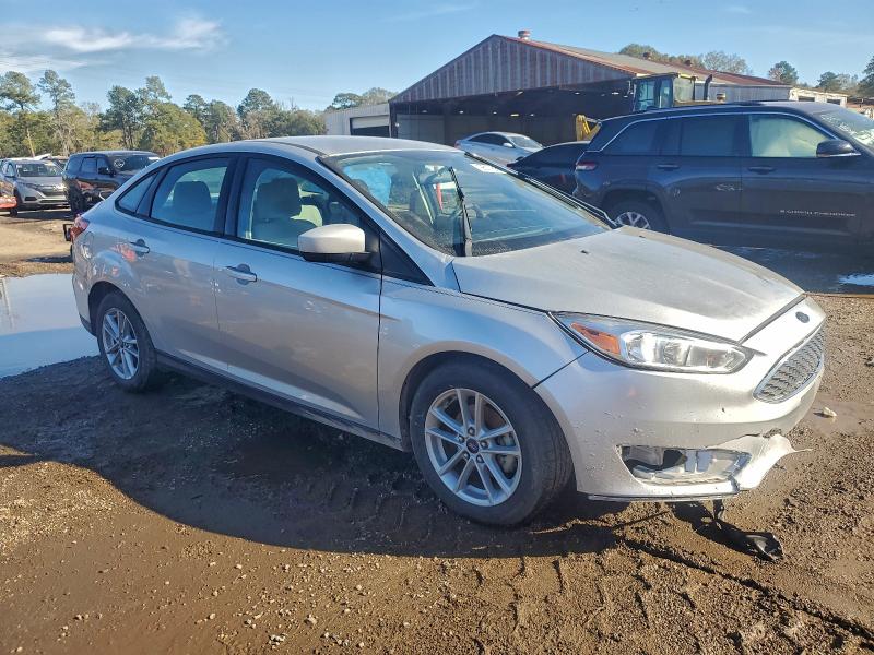 Photo 4 from auction – 2017 FORD FOCUS SE with VIN 1FADP3F26HL227930