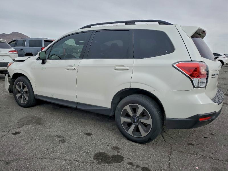 Photo 2 from auction – 2018 SUBARU FORESTER 2 with VIN JF2SJAGC3JH438107