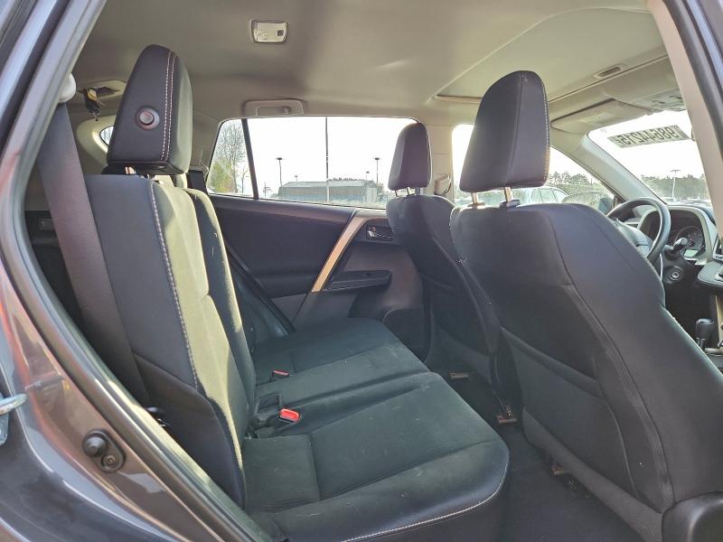 Photo 11 from auction – 2015 TOYOTA RAV4 XLE with VIN 2T3RFREV2FW338955