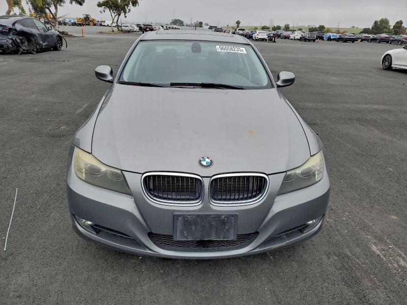 Photo 5 from auction – 2011 BMW 328 I SULE with VIN WBAPH5G53BNM79068