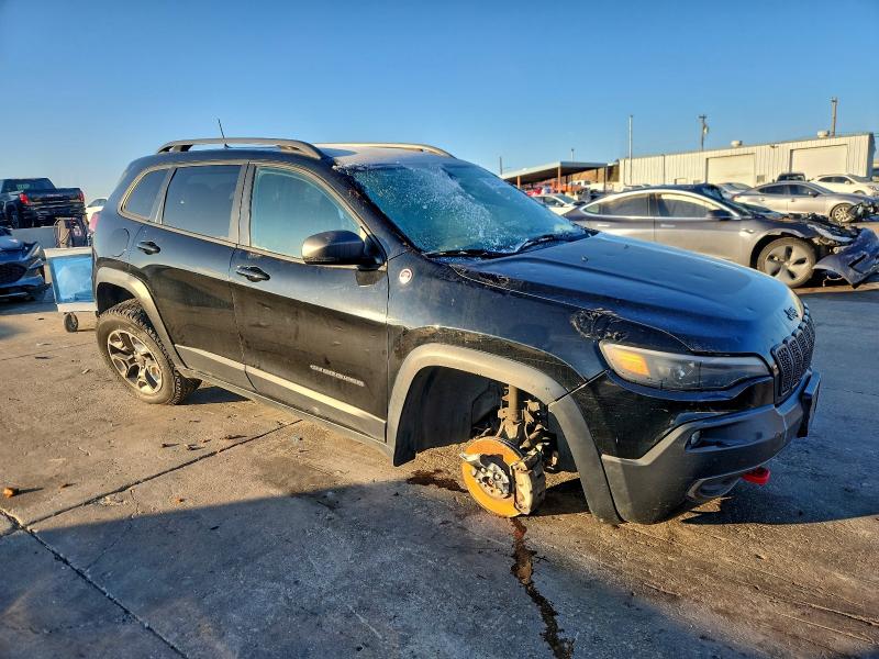 Photo 4 from auction – 2019 JEEP CHEROKEE T with VIN 1C4PJMBX0KD198507