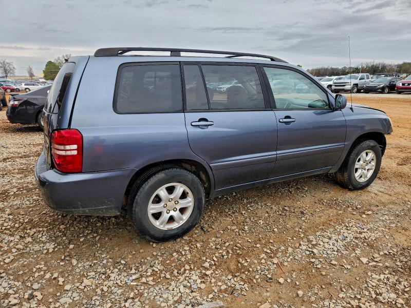 Photo 3 from auction – 2003 TOYOTA HIGHLANDER with VIN JTEGF21A230077937