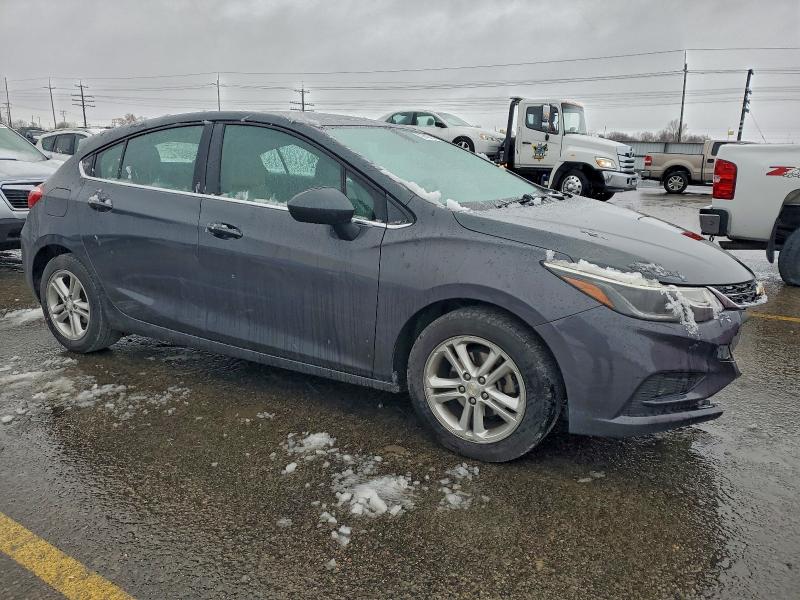 Photo 4 from auction – 2017 CHEVROLET CRUZE LT with VIN 3G1BE6SM0HS592008