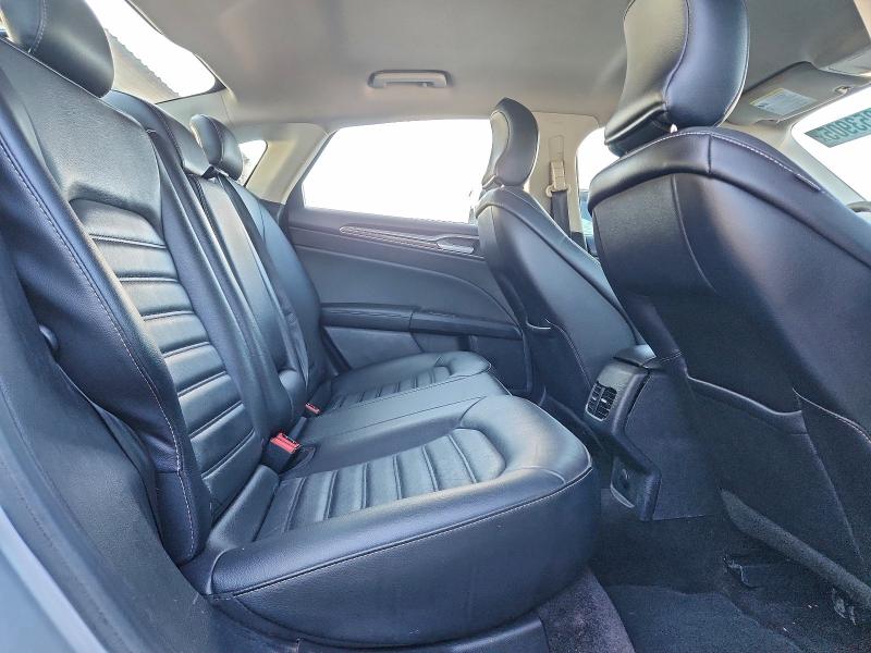 Photo 10 from auction – 2017 FORD FUSION SE with VIN 3FA6P0HDXHR341842