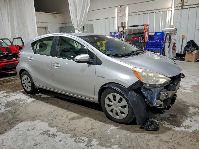 Photo 4 from auction – 2012 TOYOTA PRIUS C with VIN JTDKDTB35C1014545