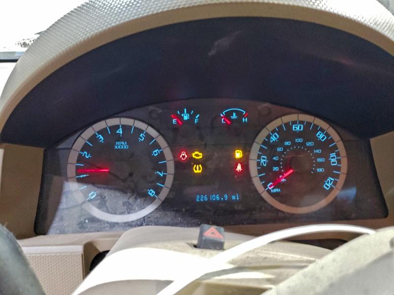 Photo 9 from auction – 2010 FORD ESCAPE with VIN 1FMCU9EG8AKB95908