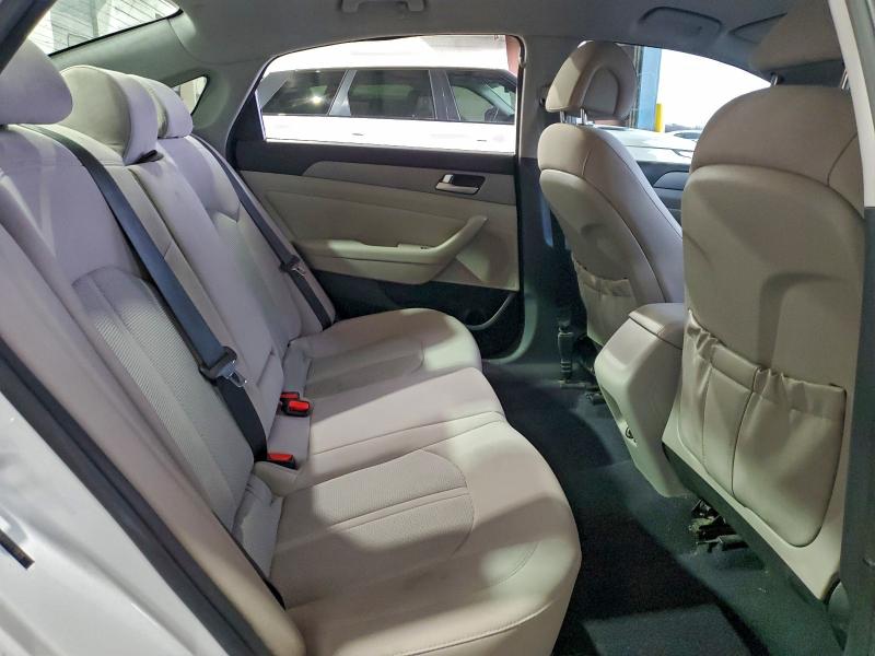 Photo 10 from auction – 2015 HYUNDAI SONATA SE with VIN 5NPE24AF0FH170171