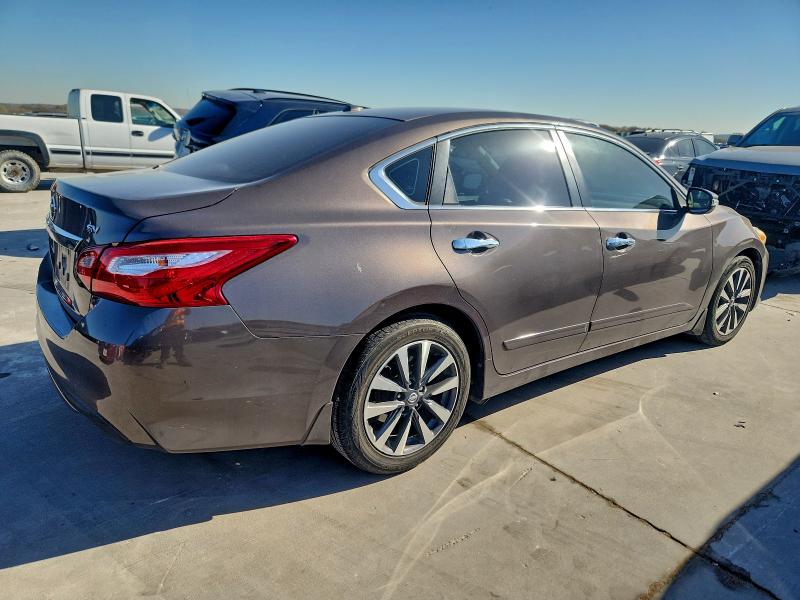 Photo 3 from auction – 2016 NISSAN ALTIMA with VIN 1N4AL3AP4GC252499