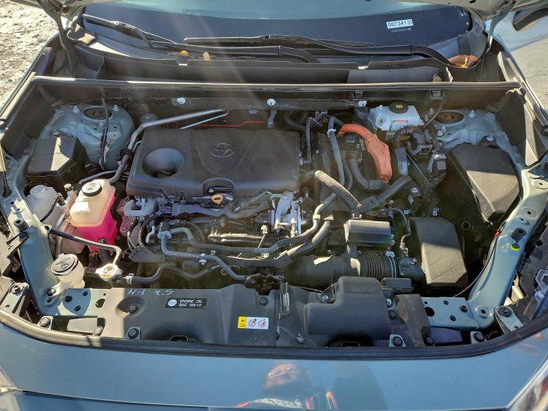 Photo 12 from auction – 2019 TOYOTA RAV4 XLE with VIN 2T3RWRFVXKW007341