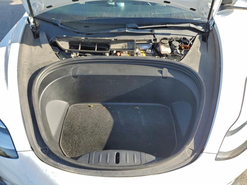 Photo 11 from auction – 2018 TESLA MODEL 3 with VIN 5YJ3E1EA6JF044383