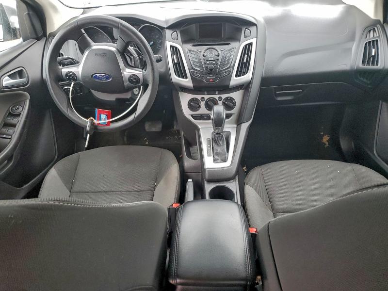 Photo 8 from auction – 2014 FORD FOCUS with VIN 1FADP3K2XEL357355