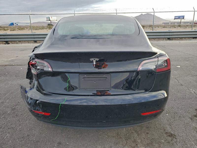 Photo 6 from auction – 2018 TESLA MODEL 3 with VIN 5YJ3E1EA9JF057838