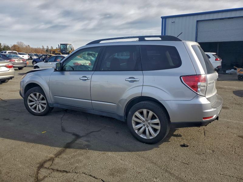 Photo 2 from auction – 2012 SUBARU FORESTER 2 with VIN JF2SHADC7CH460601