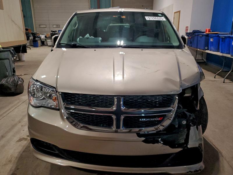Photo 5 from auction – 2015 DODGE GRAND CARA with VIN 2C4RDGCG8FR683867