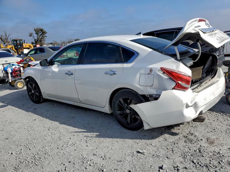 Photo 2 from auction – 2013 NISSAN ALTIMA with VIN 1N4AL3AP2DC296559