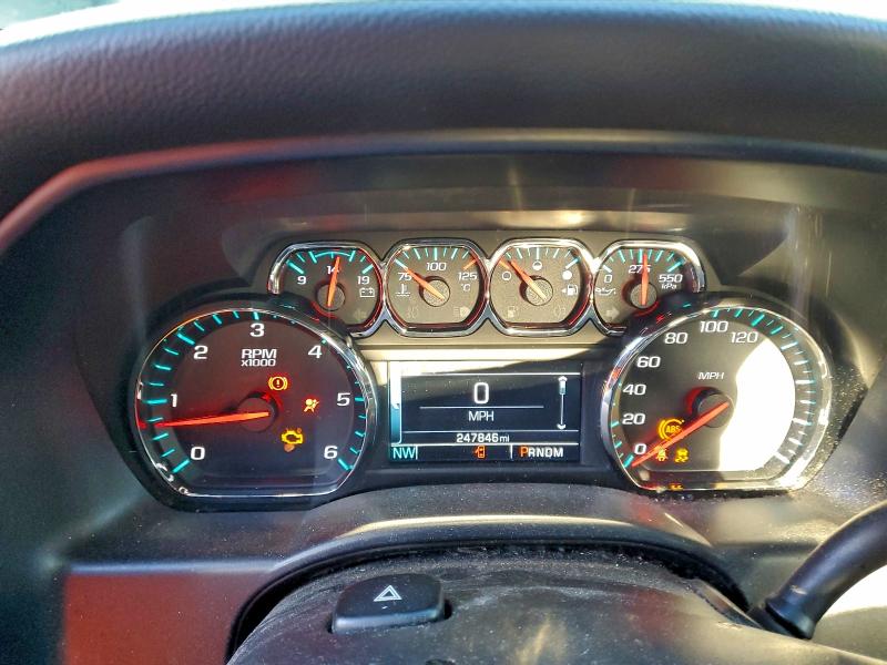 Photo 9 from auction – 2016 CHEVROLET SILVERADO with VIN 3GCUKREC5GG357764