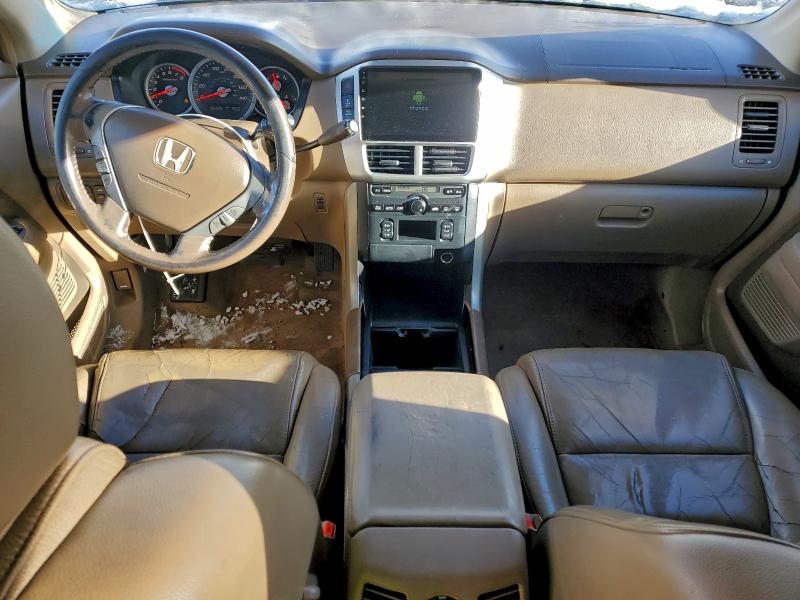 Photo 8 from auction – 2006 HONDA PILOT EX with VIN 5FNYF18556B013845