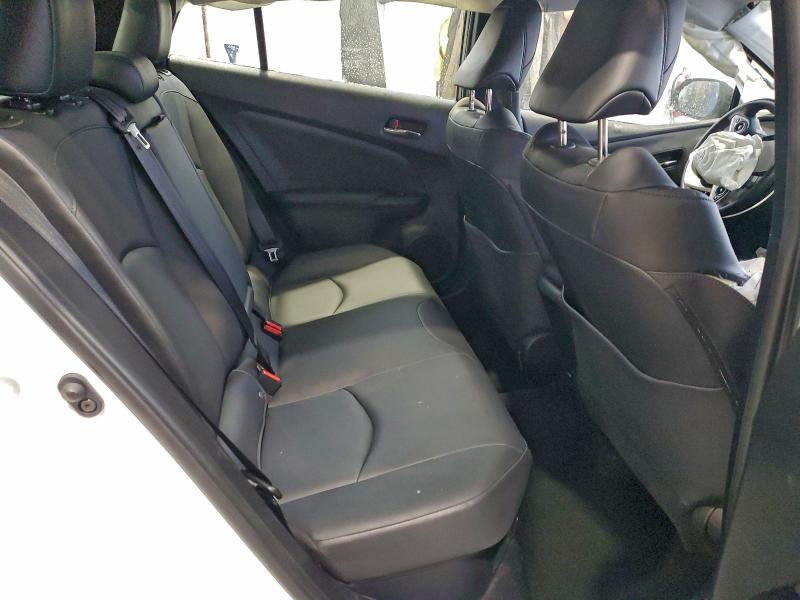 Photo 10 from auction – 2018 TOYOTA PRIUS with VIN JTDKARFUXJ3545045