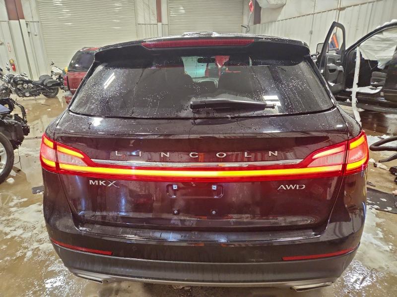 Photo 6 from auction – 2018 LINCOLN MKX RESERV with VIN 2LMPJ8LR4JBL38652