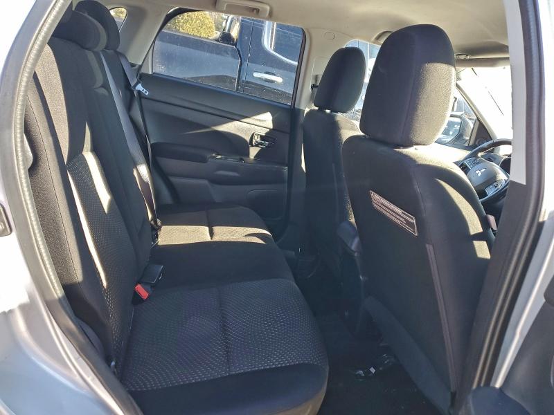Photo 11 from auction – 2016 MITSUBISHI OUTLANDER with VIN JA4AR3AU2GZ025642