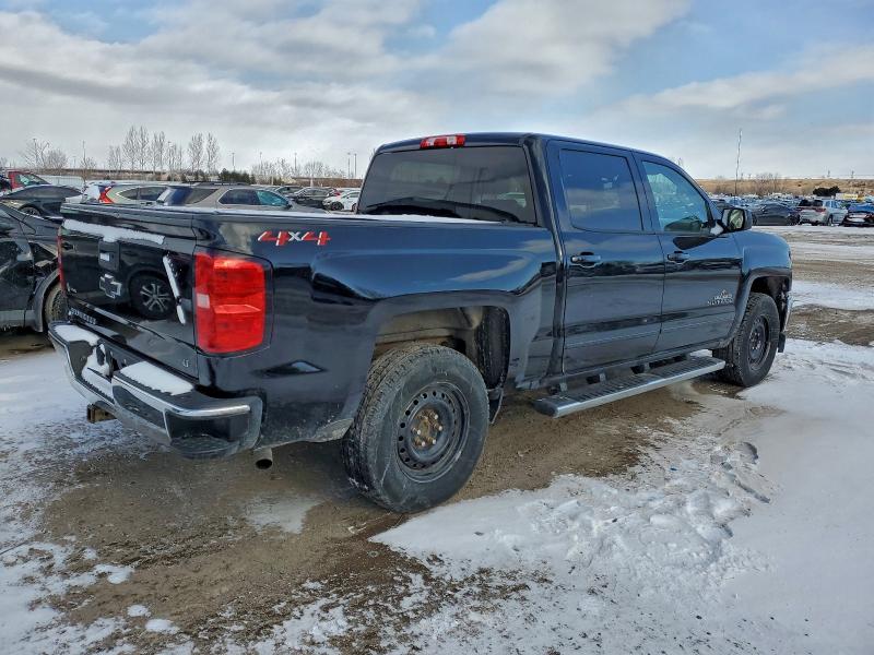 Photo 3 from auction – 2018 CHEVROLET SILVERADO with VIN 3GCUKREC1JG562215