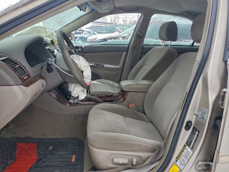 Photo 7 from auction – 2005 TOYOTA CAMRY LE with VIN 4T1BE30K85U506636