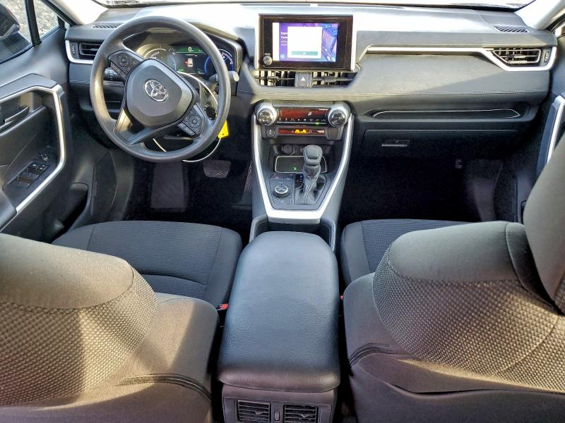 Photo 8 from auction – 2024 TOYOTA RAV4 LE with VIN 4T3LWRFV7RU126559