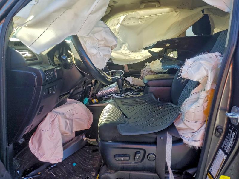 Photo 7 from auction – 2016 TOYOTA 4RUNNER SR with VIN JTEZU5JR8G5120949