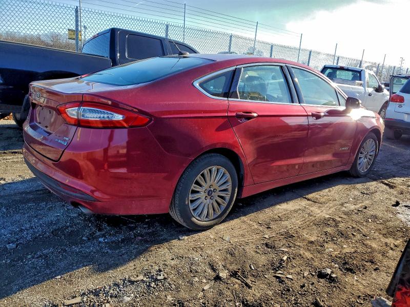 Photo 3 from auction – 2014 FORD FUSION SE with VIN 3FA6P0LU4ER210845