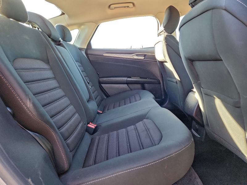 Photo 10 from auction – 2017 FORD FUSION with VIN 3FA6P0HD3HR254381