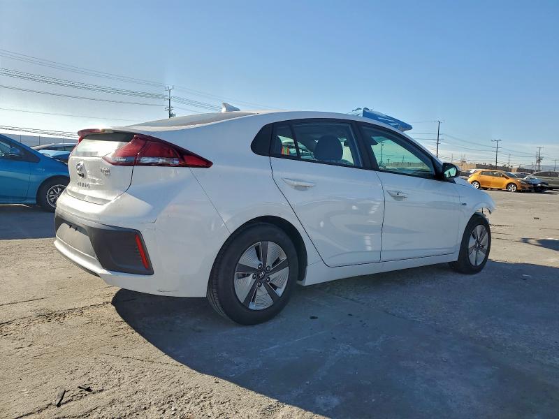 Photo 3 from auction – 2020 HYUNDAI IONIQ with VIN KMHC65LC8LU185504