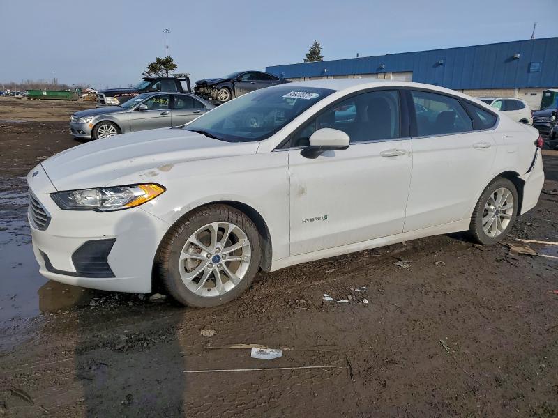 Photo 1 from auction – 2019 FORD FUSION SE with VIN 3FA6P0LU1KR196432