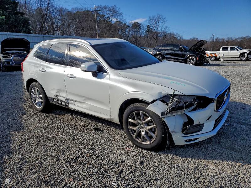 Photo 4 from auction – 2021 VOLVO XC60 T5 MO with VIN YV4102DK5M1764547