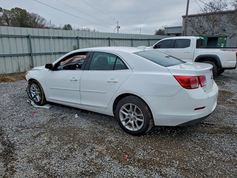 Zdjęcie 2 z aukcji – 2015 CHEVROLET MALIBU z VIN 1G11C5SL0FF324502