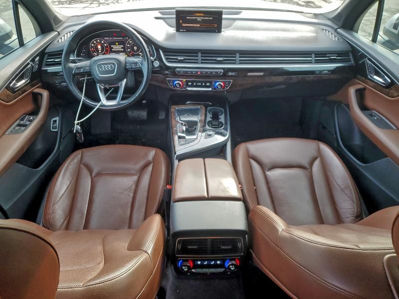 Photo 8 from auction – 2019 AUDI Q7 PREMIUM with VIN WA1LAAF71KD003631
